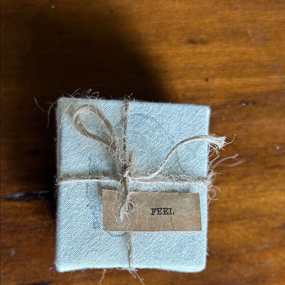 Black milk project  Wooden Stamp with Floral Design Feel - Picture 3 of 5